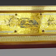 Деревянные нарды «Охотники» с позолоченной златоустовской гравюрой — фотография 7
