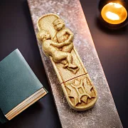 Деревянная флешка «Близнецы» 16 ГБ — фотография 1