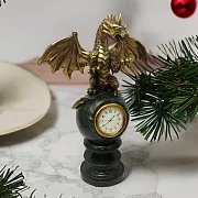 Часы с драконом на шаре — фотография 1