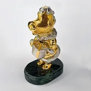 Статуэтка «Корова с подарком» из бронзы — фотография 3