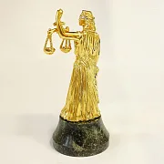 В подарок: Малая статуэтка «Фемида» с позолотой, 110 мм — фотография 2